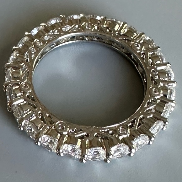 Sterling Silver Diamond Filigree Ring - Picture 16 of 16